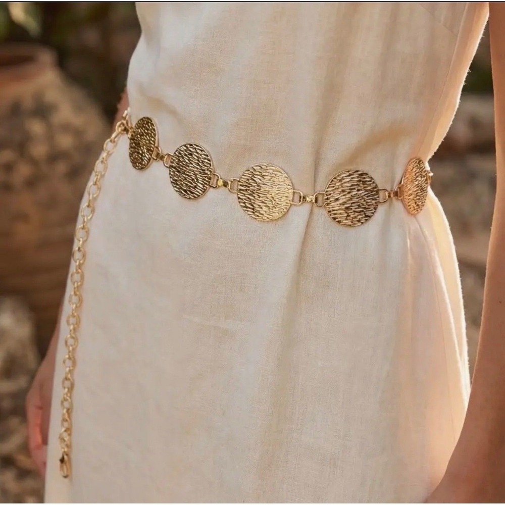 O/S (max46) GOLD ONLY Chain Belt - Picture 2 of 2